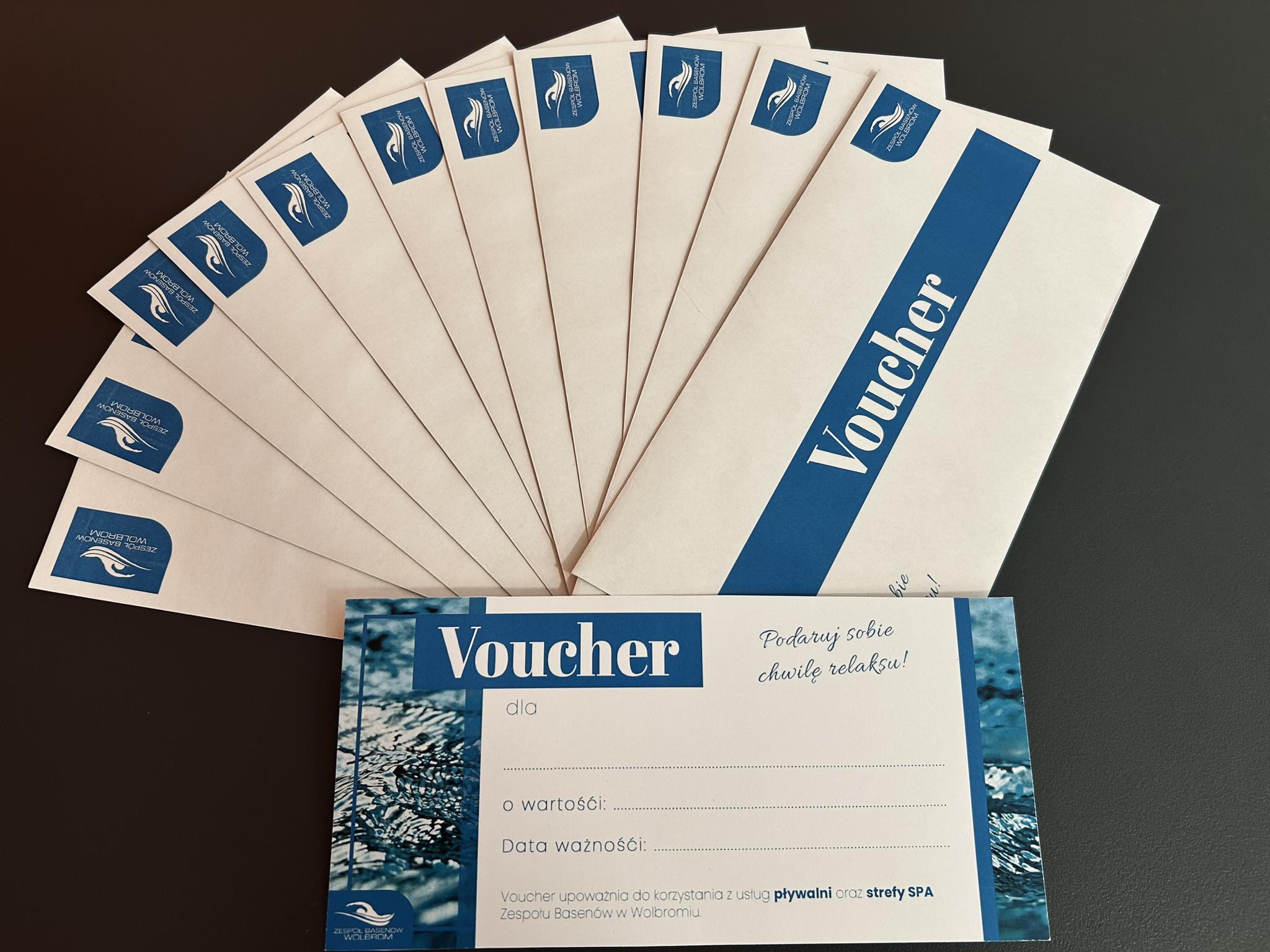 Voucher karnetowy na pływalnię – wyjątkowy prezent 🎁